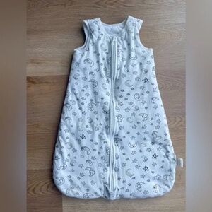 Mosebears sleep sack is 9-12m, 2.5tog cotton sleep sack